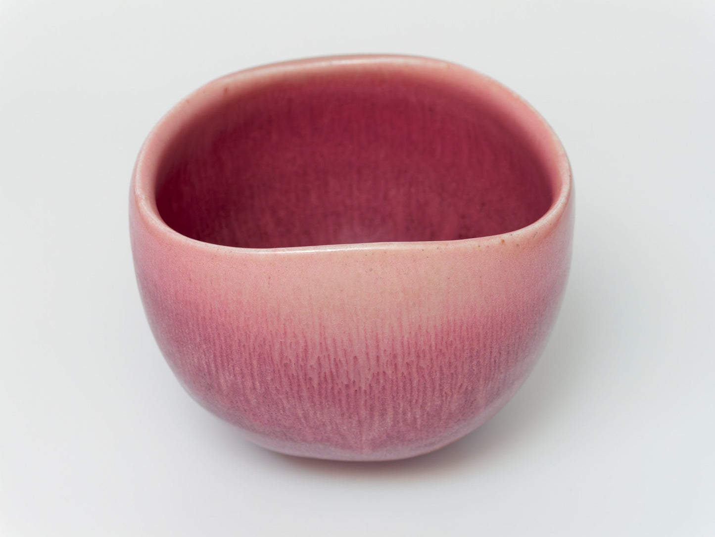 Crimson-purple tea bowl | Hiroshi Sakaguchi
