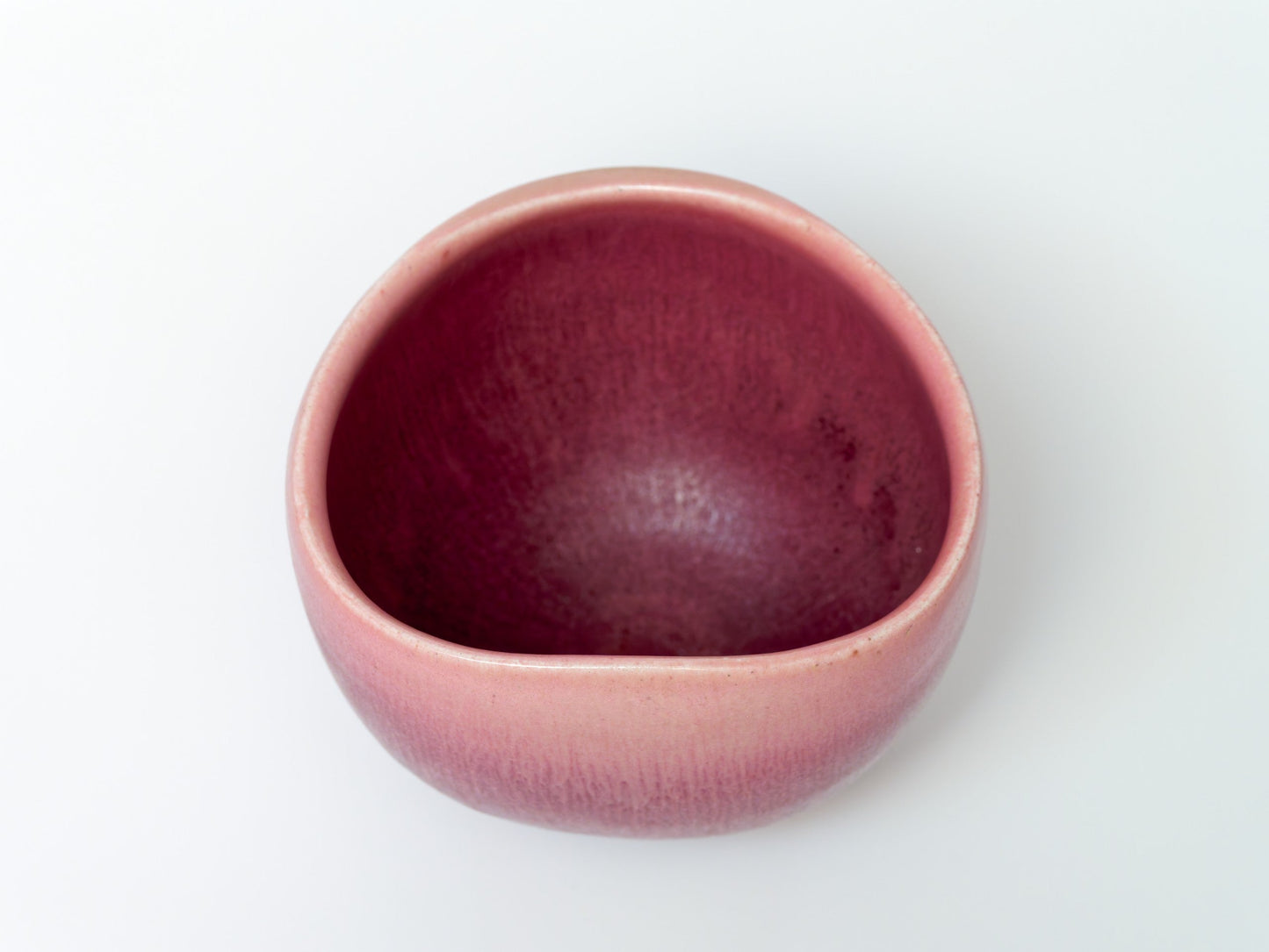 Crimson-purple tea bowl | Hiroshi Sakaguchi