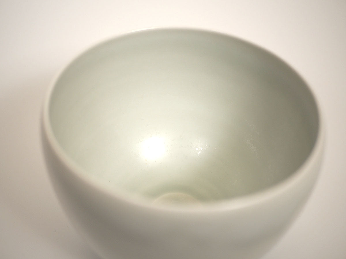 青白瓷茶盌|細川令子|BloomJapan