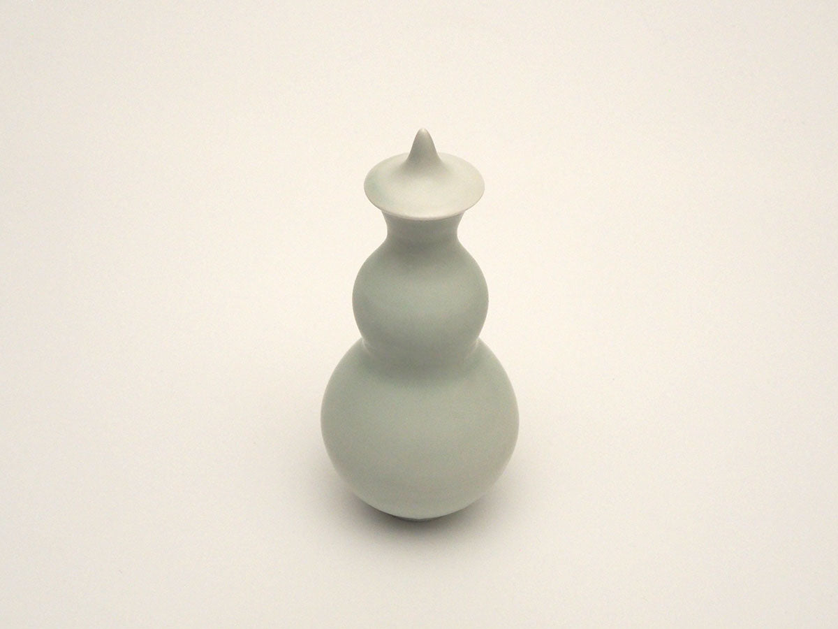 青白瓷瓶酒器|細川令子|BloomJapan