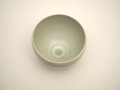 青白瓷茶盌｜細川令子