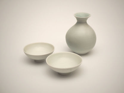 青白瓷酒器揃｜細川令子｜BloomJapan