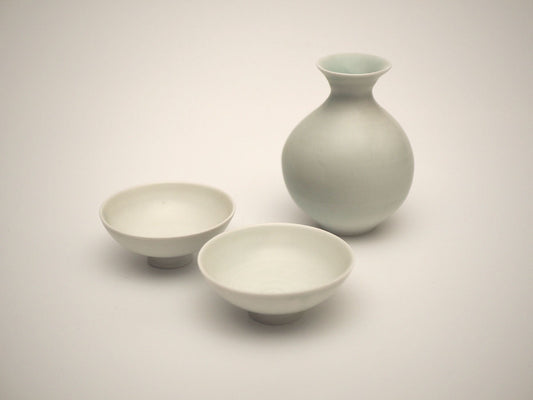 青白瓷酒器揃｜細川令子