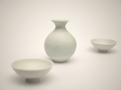 青白瓷酒器揃｜細川令子｜BloomJapan