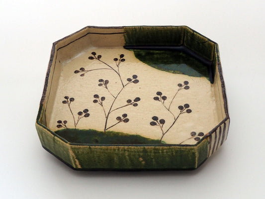 Oribe octagonal bowl | Reiko Sakai